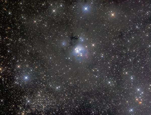 NGC 7129, NGC 7142 und Umgebung