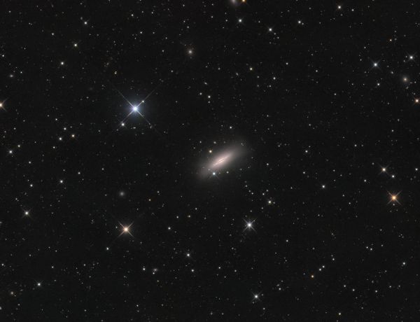 NGC 5866 oder M 102 im Sternbild Drachen