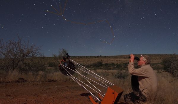 Beobachtung des Sternbilds Skorpions in Namibia durch Christian Harder