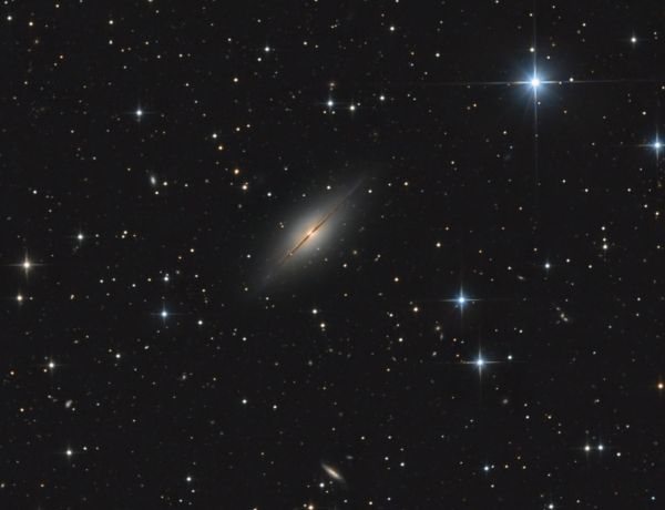 NGC 7814 – eine Haarnadel im Pegasus