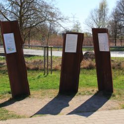 Metalhenge_03.jpg